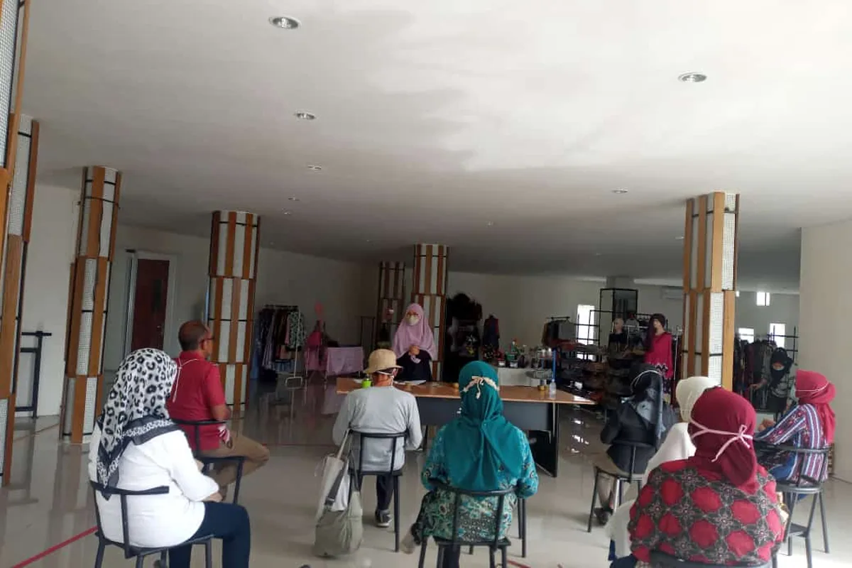 Rapat pembentukan dan peluncuran Koperasi Anak Bina Karya